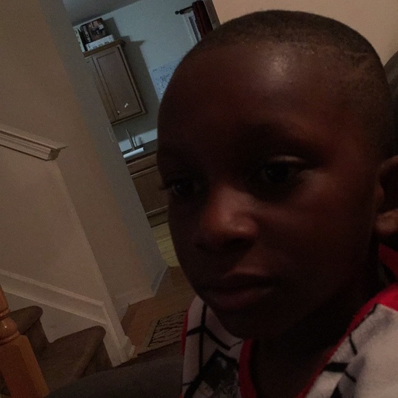 Meet your Posher, Adeola - Picture 1 of 1